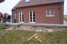Réalisation d'une dalle de béton pour véranda à Quartes
